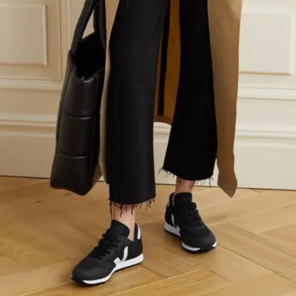 Veja Black SDU RT Sneakers